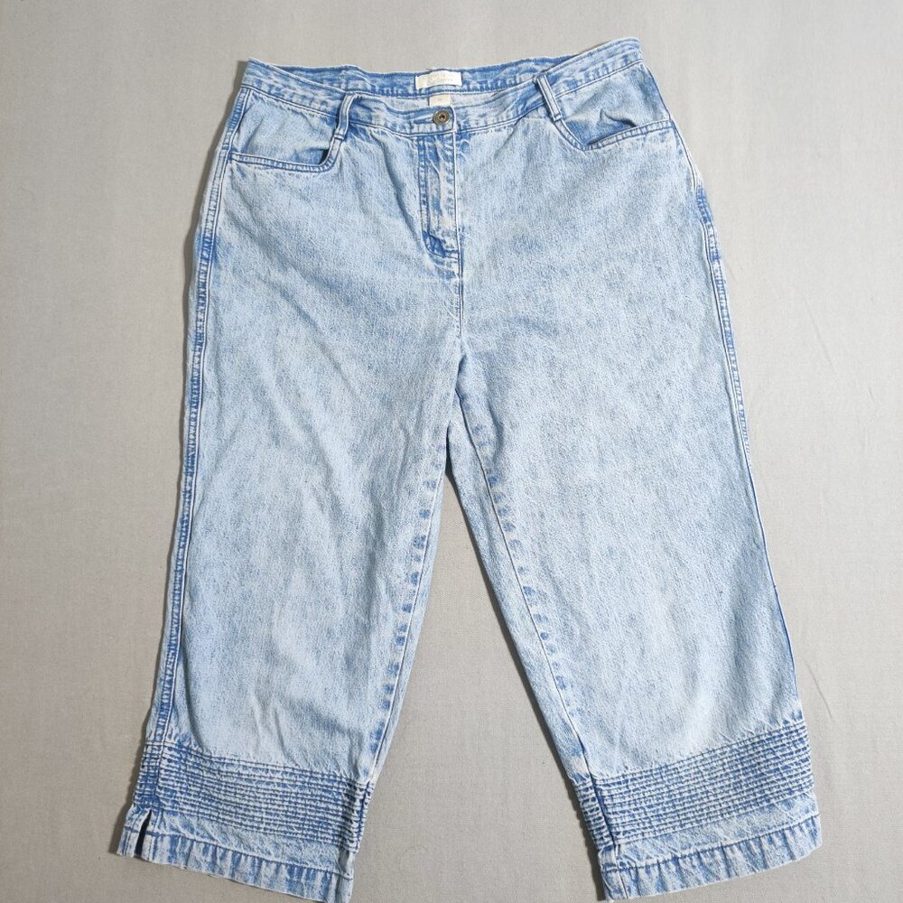 Christopher & Banks Capri Jeans women's size 10 hard washed denim blue high rise